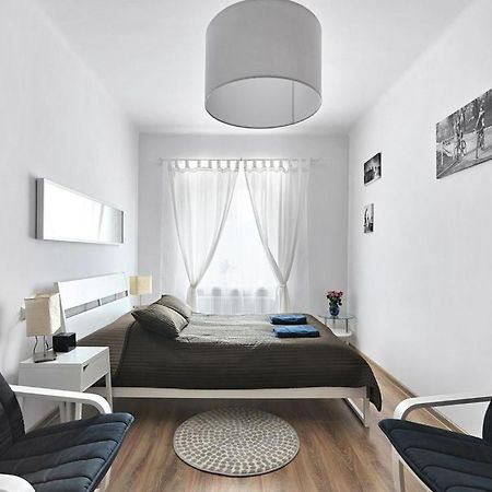 Lovely Apartment Krakow Exterior photo
